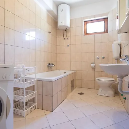 Love Apartments Zecevo Exterior photo